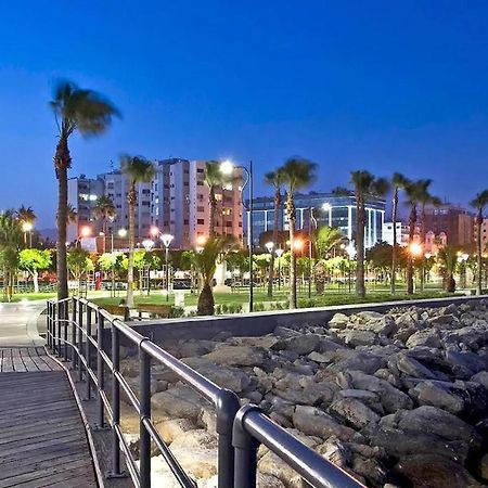 Sea Front & City Center, Amazing Sea View Limassol Extérieur photo