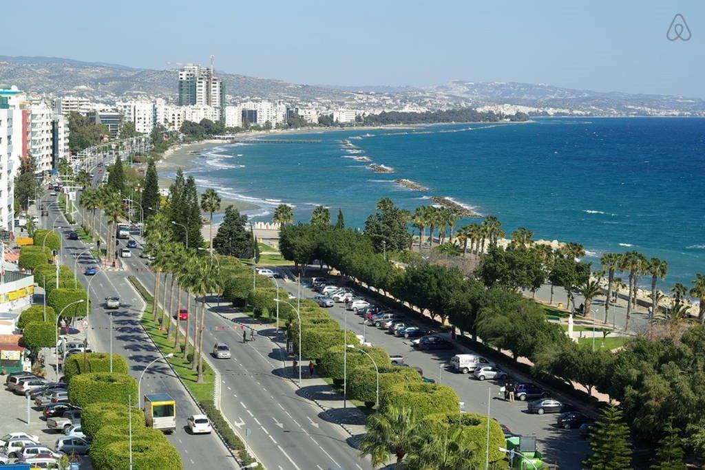 Sea Front & City Center, Amazing Sea View Limassol Extérieur photo